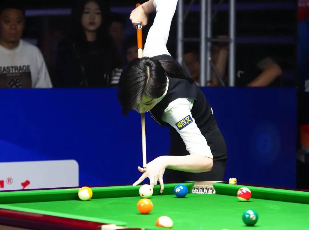 边路与中路 边路与中路