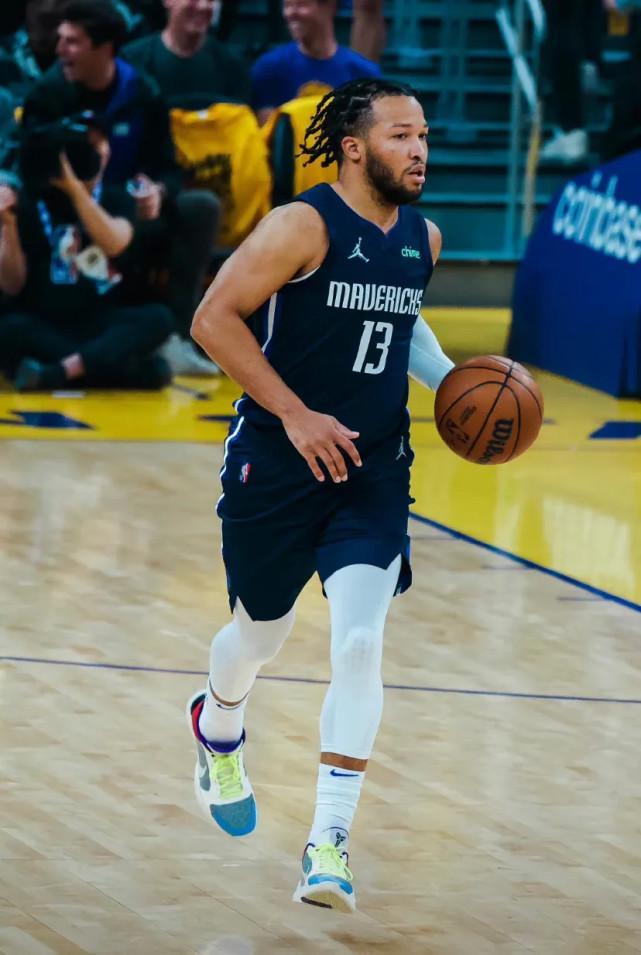 护后的侧翼 护后的侧翼